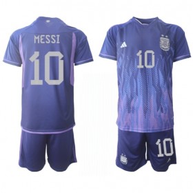 Virallinen pelipaita Argentiina Lionel Messi 10 Vieras World Cup 2022 Lyhythihainen - Lasten ( + Lyhyet housut )